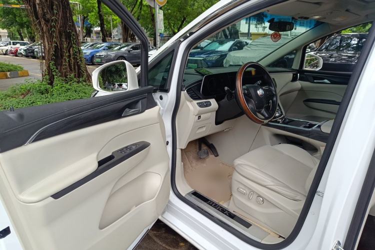 Used Buick GL8 2021 ES Landtrek 653T Comfort Edition Driver Seat