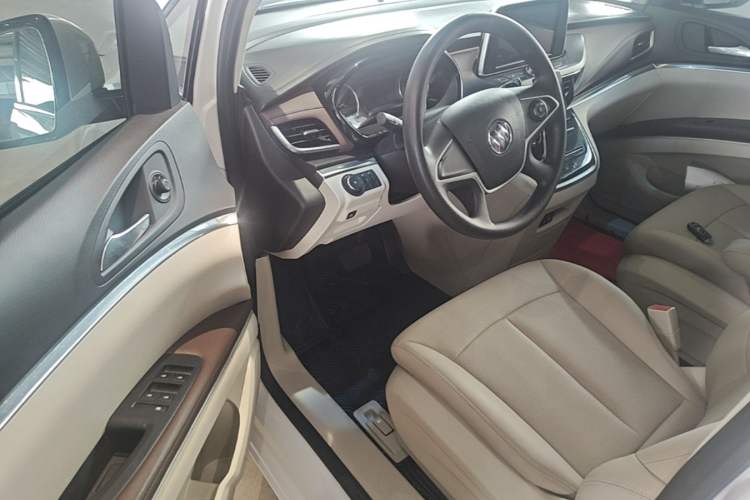 Used Buick GL8 2021 Land Cruiser Executive Class 652T Comfort Model Driver Seat