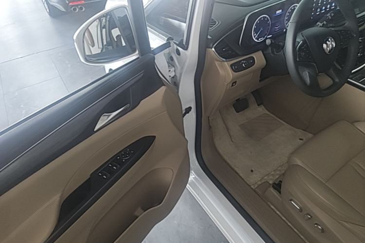 Used Buick GL8 2021 ES Landtrek 653T Luxury Model Driver Seat