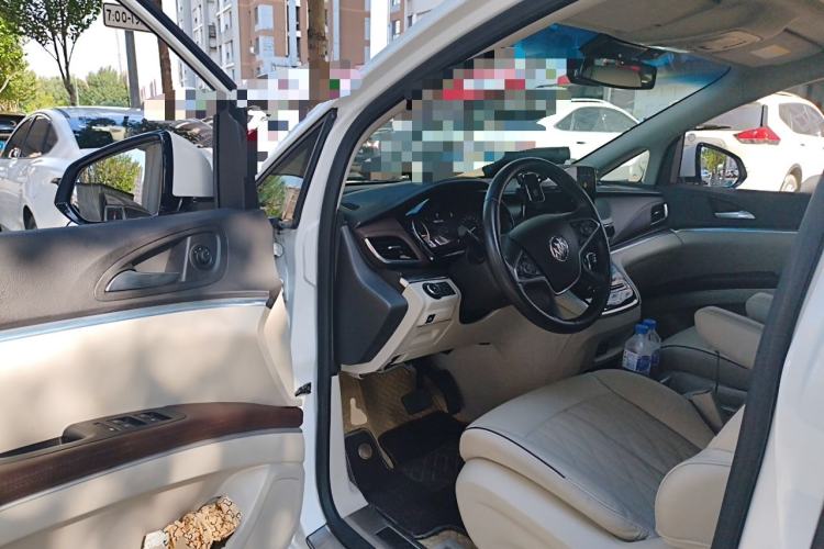 Used Buick GL8 2021 Land Cruiser Executive Class 652T Luxury Model Driver Seat