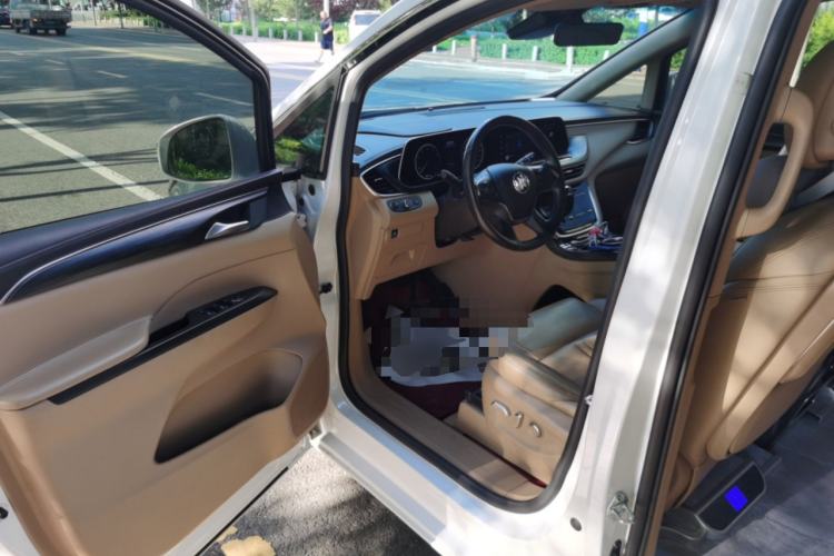 Used Buick GL8 2021 ES Landtrek 653T Luxury Model Driver Seat