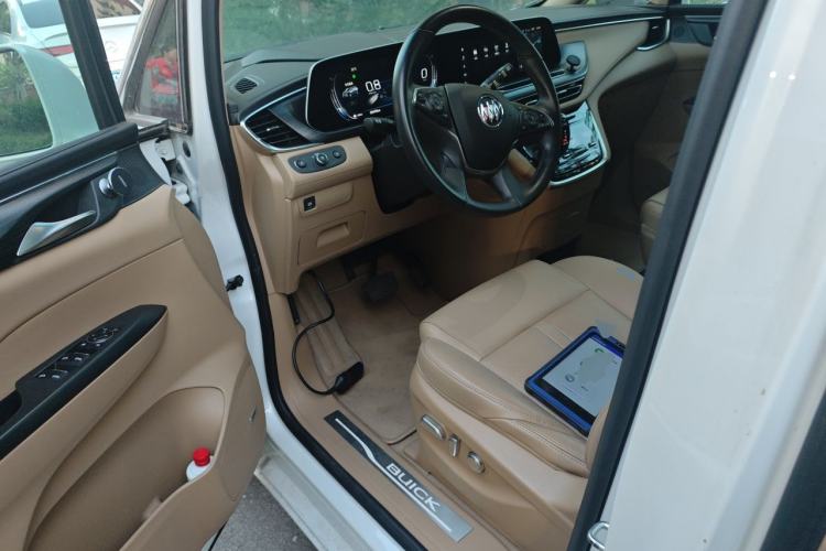 Used Buick GL8 2021 ES Land Cruiser 653T Flagship Model Driver Seat