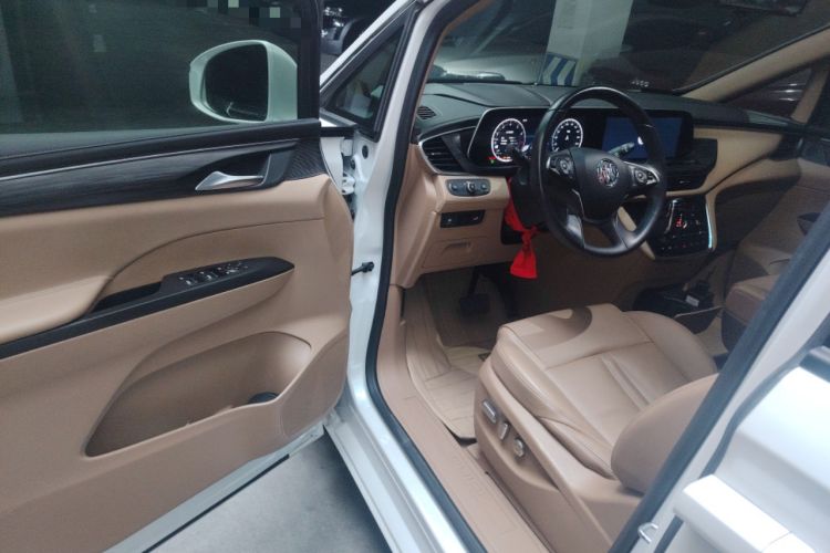 Used Buick GL8 2021 ES Landtrek 653T Comfort Edition Driver Seat