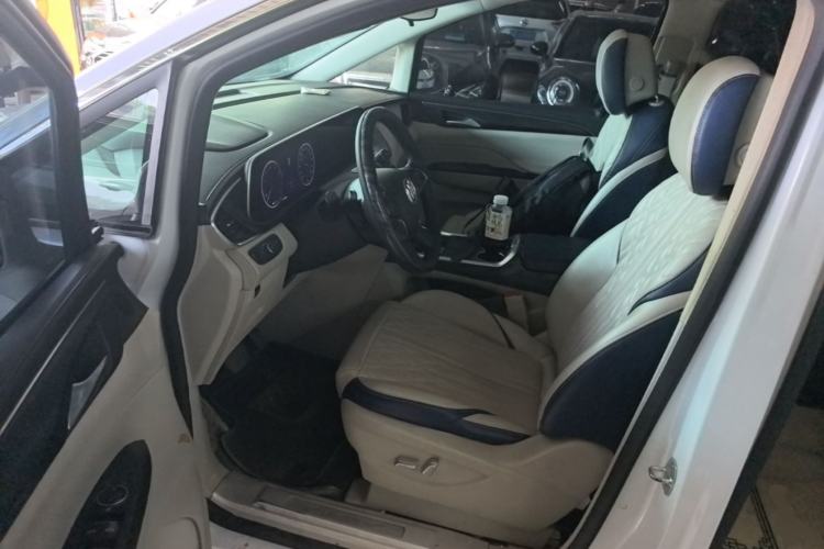 Used Buick GL8 2021 Land Cruiser Executive Class 652T Luxury Model Driver Seat