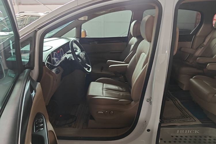 Used Buick GL8 2021 ES Land Cruiser 653T Luxury Edition Driver Seat