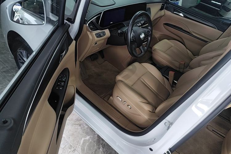 Used Buick GL8 2021 ES Land Cruiser 653T Luxury Edition Driver Seat