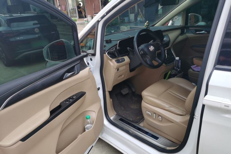 Used Buick GL8 2021 ES Landtrek 653T Smart Luxury Model Driver Seat