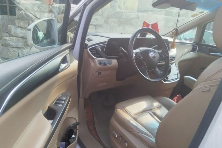 Used Buick GL8 2021 ES Landtrek 653T Luxury Model Driver Seat