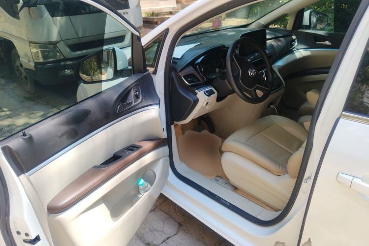 Used Buick GL8 2021 Land Cruiser Executive Class 652T Comfort Model Driver Seat