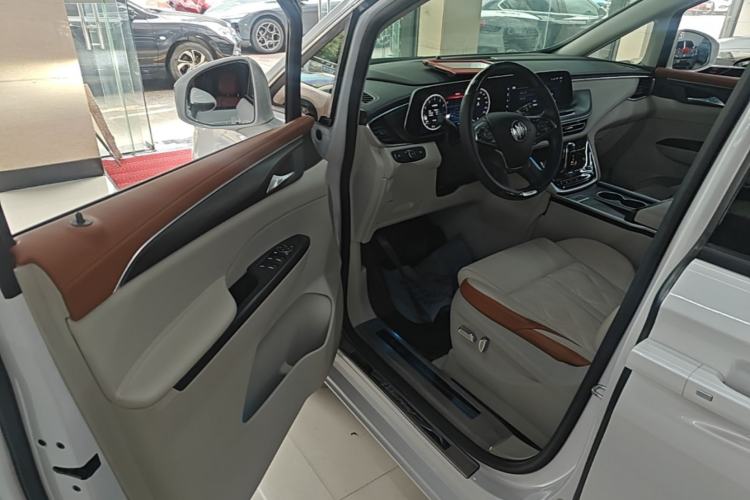 Used Buick GL8 2021 ES Landtrek 653T Comfort Edition Driver Seat