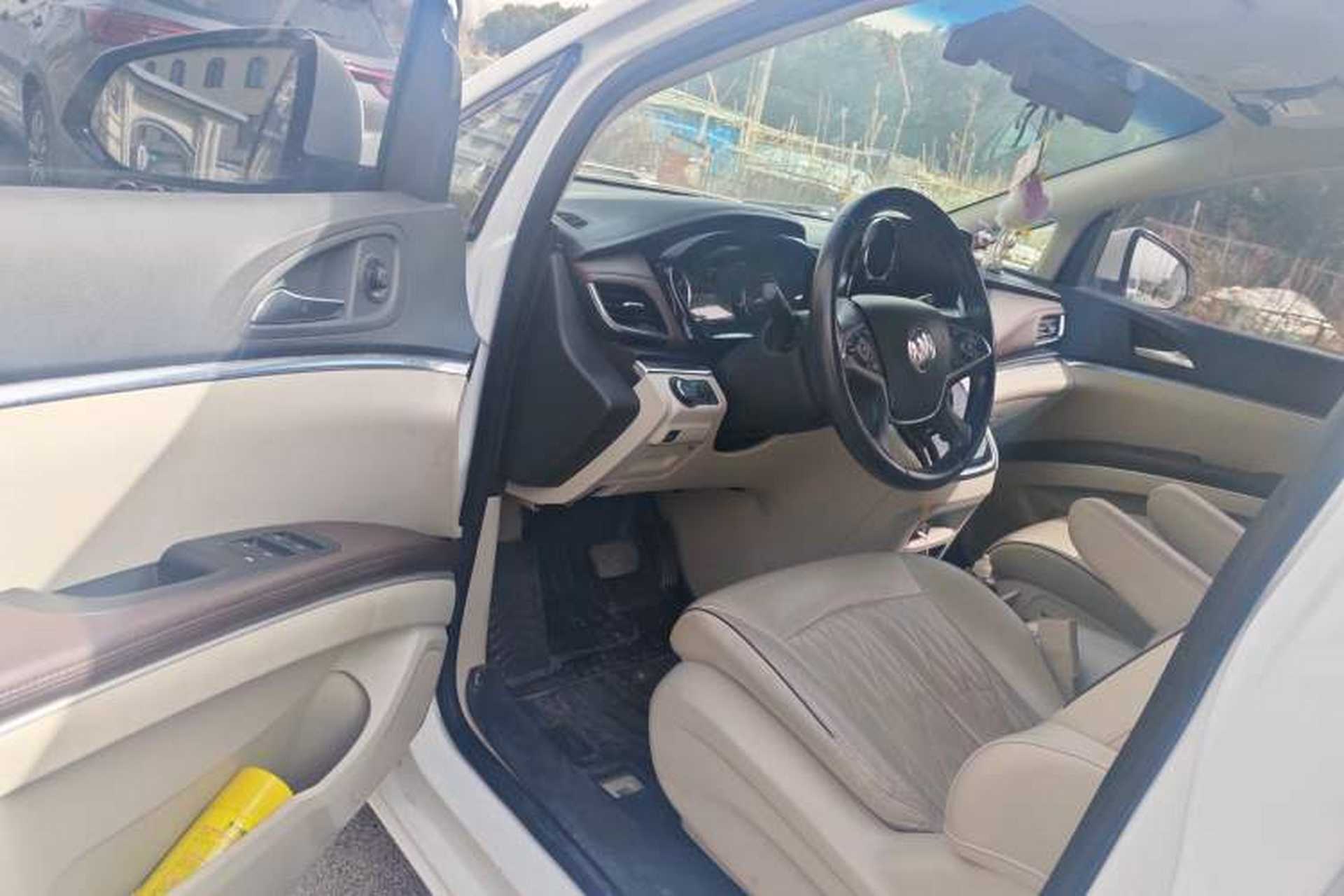 Used Buick GL8 2021 Land Cruiser Executive 652T Premium Model Driver Seat