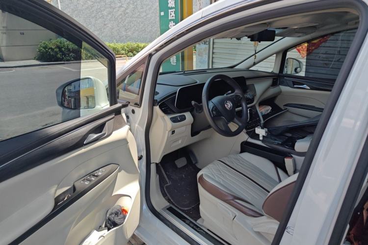 Used Buick GL8 2021 ES Landtrek 653T Comfort Edition Driver Seat
