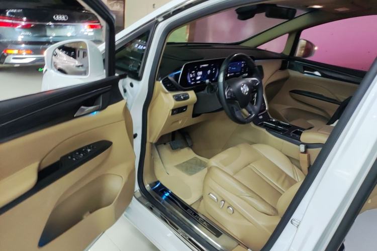 Used Buick GL8 2021 ES Land Cruiser 653T Luxury Edition Driver Seat