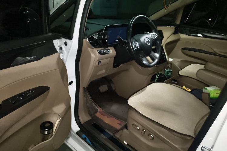 Used Buick GL8 2021 ES Land Cruiser 653T Luxury Edition Driver Seat