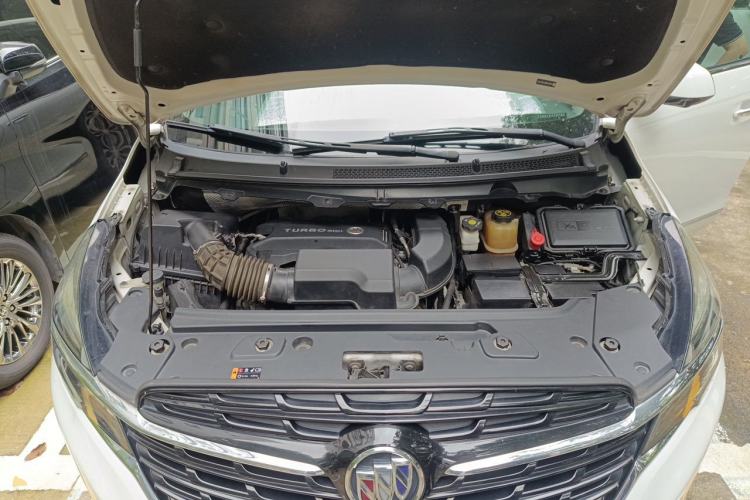 Used Buick GL8 2021 Land Cruiser Executive 652T Premium Model Engine Bay