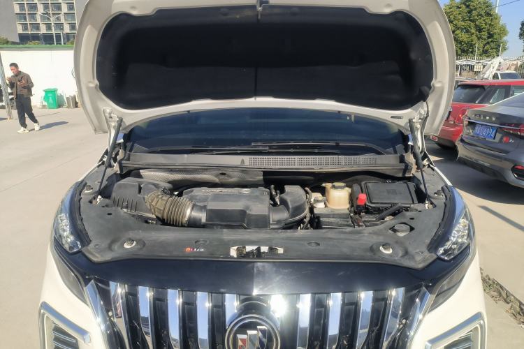 Used Buick GL8 2021 ES Land Cruiser 653T Luxury Edition Engine Bay