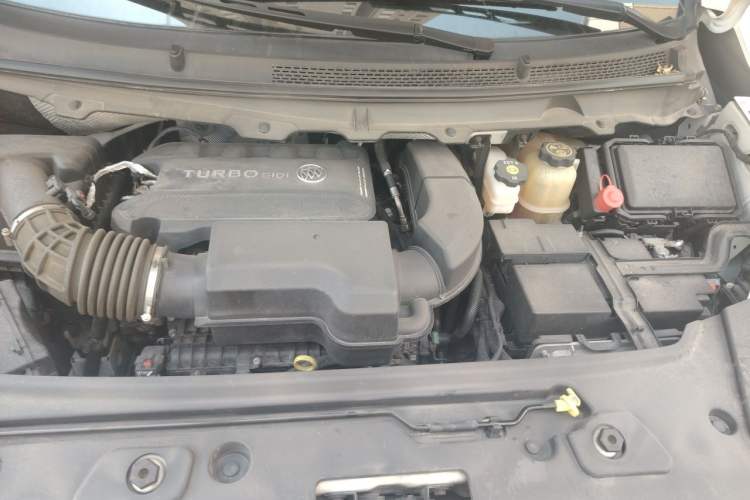 Used Buick GL8 2021 Land Cruiser Executive Class 652T Luxury Model Engine Bay