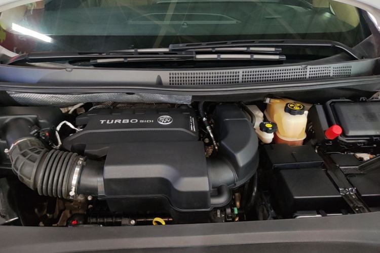 Used Buick GL8 2021 ES Land Cruiser 653T Luxury Edition Engine Bay