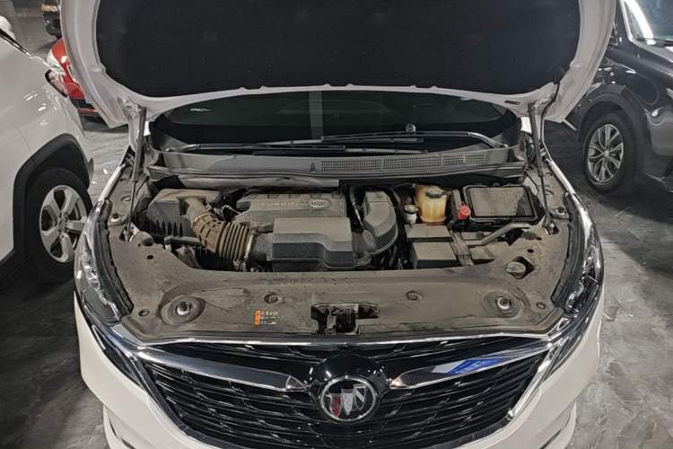 Used Buick GL8 2021 ES Land Cruiser 653T Luxury Edition Engine Bay
