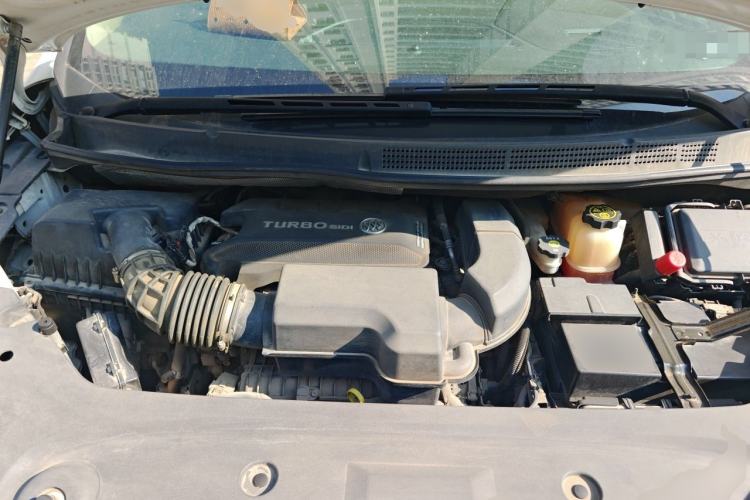 Used Buick GL8 2021 ES Landtrek 653T Smart Luxury Model Engine Bay