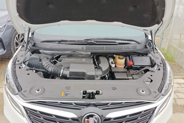 Used Buick GL8 2021 ES Land Cruiser 653T Luxury Edition Engine Bay
