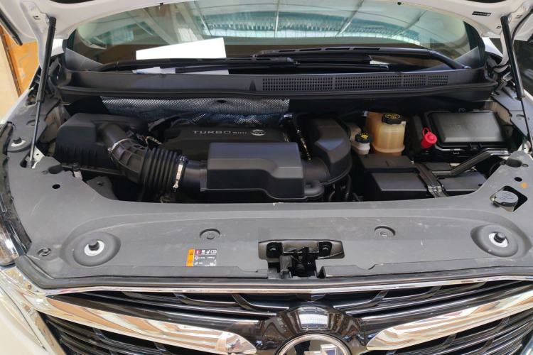 Used Buick GL8 2021 ES Landtrek 653T Luxury Model Engine Bay