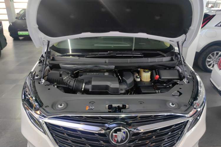 Used Buick GL8 2021 ES Land Cruiser 653T Luxury Edition Engine Bay