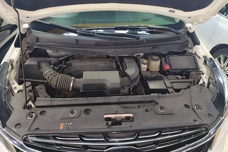 Used Buick GL8 2021 Land Cruiser Executive Class 652T Smart Luxury Model Engine Bay