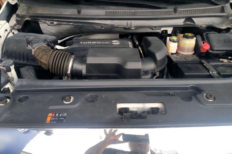 Used Buick GL8 2021 Land Cruiser Executive Class 652T Comfort Model Engine Bay
