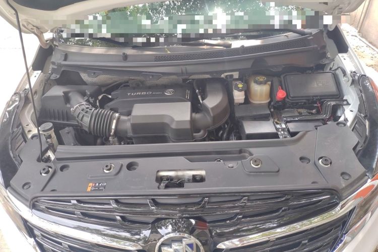 Used Buick GL8 2021 Land Cruiser Executive Class 652T Luxury Model Engine Bay