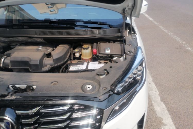 Used Buick GL8 2021 ES Landtrek 653T Smart Luxury Model Engine Bay Left