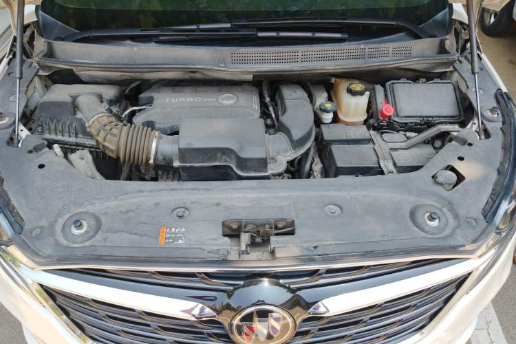 Used Buick GL8 2021 ES Land Cruiser 653T Luxury Edition Engine Bay