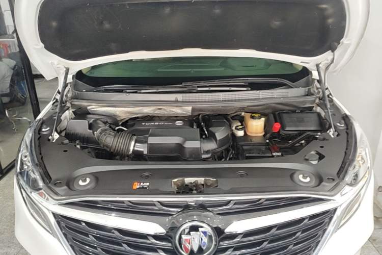 Used Buick GL8 2021 ES Land Cruiser 653T Luxury Edition Engine Bay