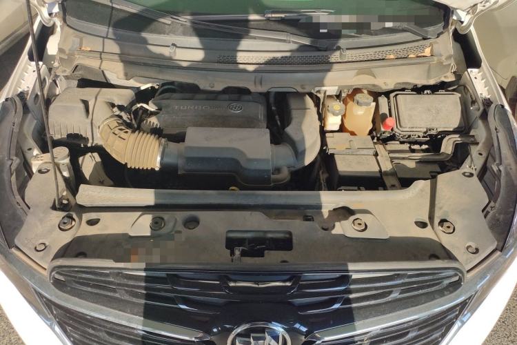 Used Buick GL8 2021 Land Cruiser Executive Class 652T Comfort Model Engine Bay