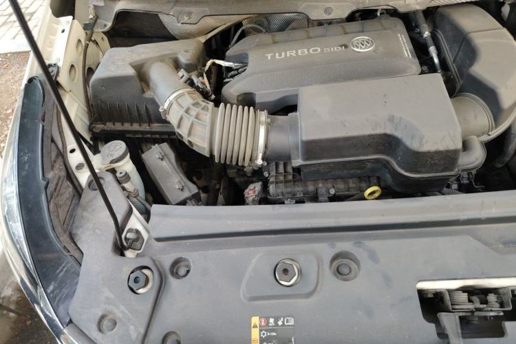 Used Buick GL8 2021 Land Cruiser Executive Class 652T Comfort Model Engine Bay Right