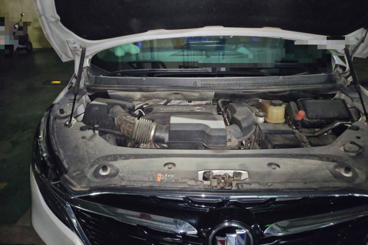 Used Buick GL8 2021 ES Land Cruiser 653T Luxury Edition Engine Bay Right