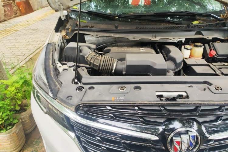 Used Buick GL8 2021 Land Cruiser Executive Class 652T Comfort Model Engine Bay Right