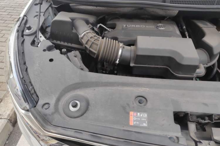 Used Buick GL8 2021 ES Landtrek 653T Comfort Edition Engine Bay Right