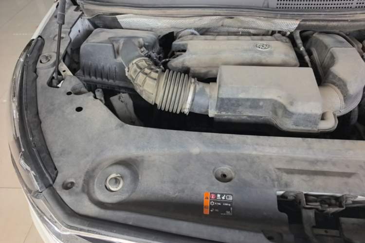 Used Buick GL8 2021 Land Cruiser Executive Class 652T Luxury Model Engine Bay Right