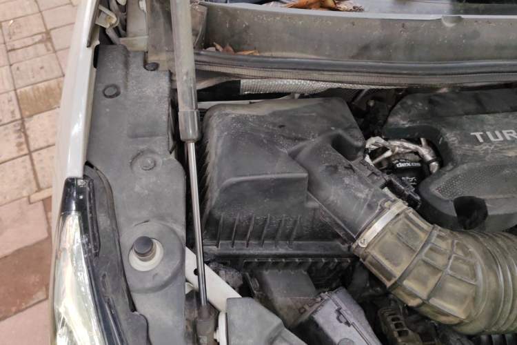 Used Buick GL8 2021 ES Landtrek 653T Comfort Edition Engine Bay Right
