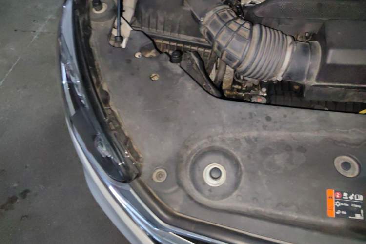 Used Buick GL8 2021 ES Landtrek 653T Comfort Edition Engine Bay Right