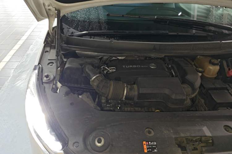 Used Buick GL8 2021 ES Landtrek 653T Comfort Edition Engine Bay Right