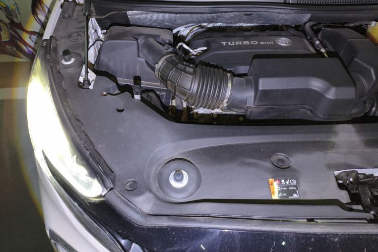 Used Buick GL8 2021 ES Landtrek 653T Comfort Edition Engine Bay Right