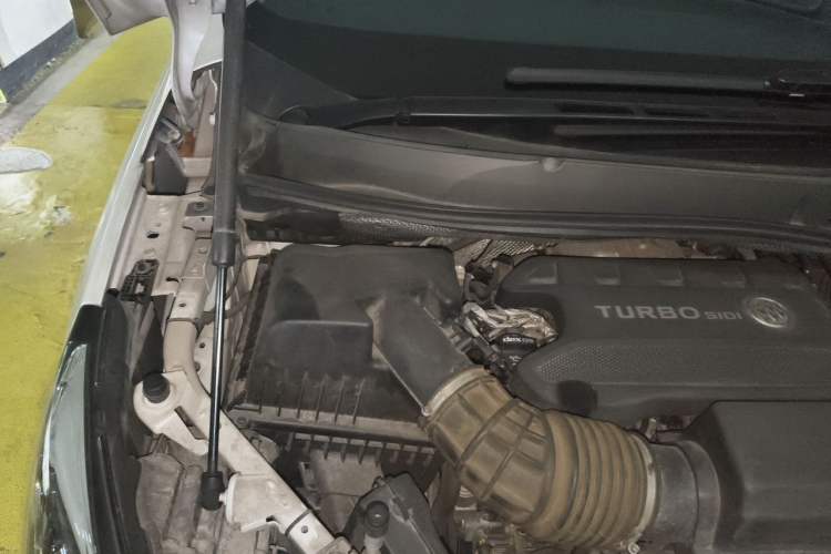 Used Buick GL8 2021 ES Landtrek 653T Comfort Edition Engine Bay Right