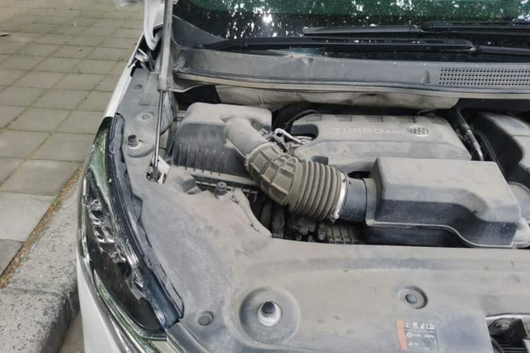 Used Buick GL8 2021 ES Land Cruiser 653T Luxury Edition Engine Bay Right