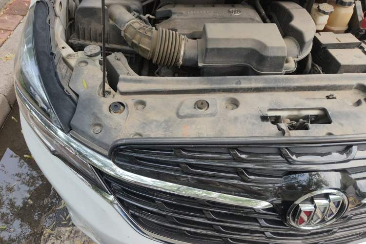 Used Buick GL8 2021 Land Cruiser Executive 652T Premium Model Engine Bay Right