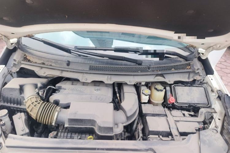 Used Buick GL8 2021 Land Cruiser Executive Class 652T Comfort Model Engine Bay