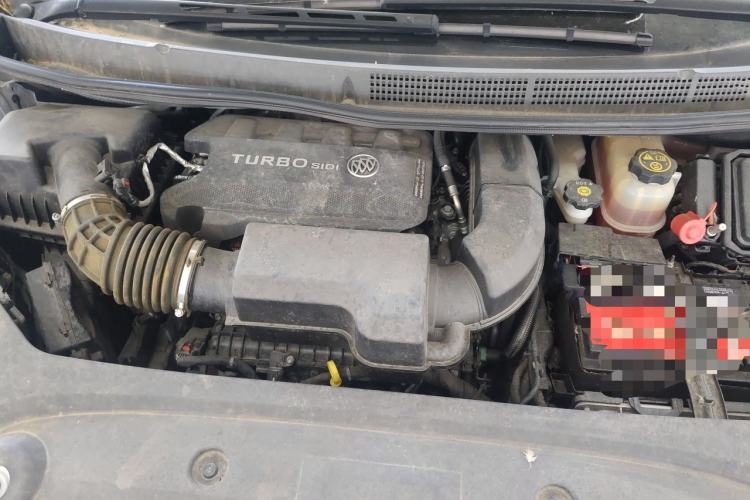 Used Buick GL8 2021 ES Land Cruiser 653T Flagship Model Engine Bay