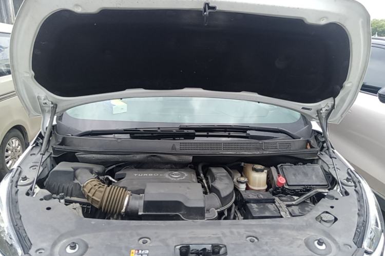 Used Buick GL8 2021 ES Landtrek 653T Comfort Edition Engine Bay