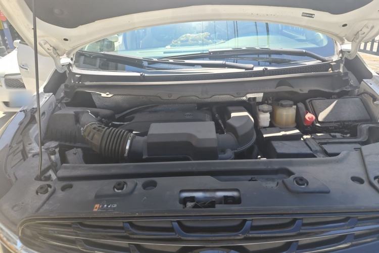 Used Buick GL8 2021 Land Cruiser Executive 652T Premium Model Engine Bay
